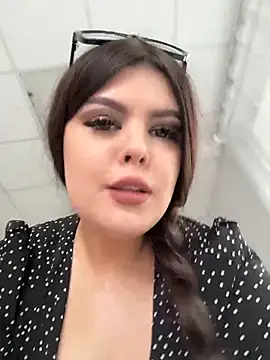 AmeliaBronze online show from 05/24/26, 02:11