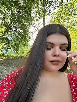Snapshot of AmeliaBronze chatting on 07/06/26, 03:02 AmeliaBronze online show from 07/06/26, 03:02