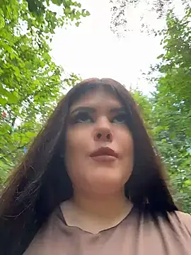Snapshot of AmeliaBronze chatting on 07/14/26, 02:49 AmeliaBronze online show from 07/14/26, 02:49