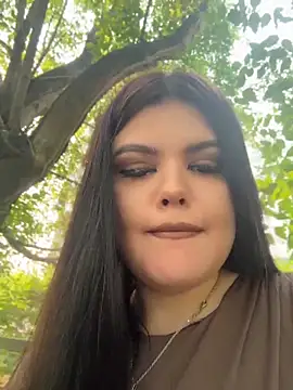 Snapshot of AmeliaBronze chatting on 06/18/26, 02:10 AmeliaBronze online show from 06/18/26, 02:10