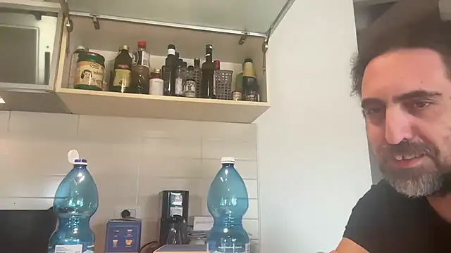 Snapshot of Mach3t3 chatting on 04/14/26, 10:53 Mach3t3 online show from 04/14/26, 10:53