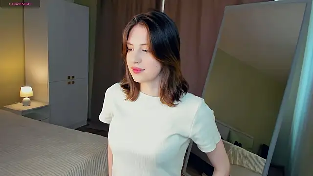 Snapshot of TessSydnor chatting on 04/14/26, 05:12 TessSydnor online show from 04/14/26, 05:12