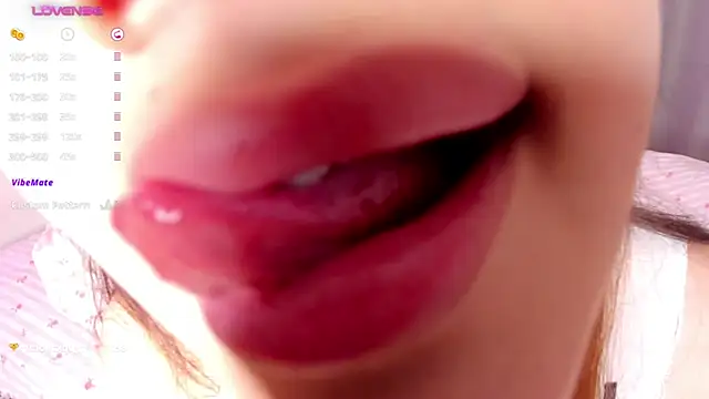 VivaLaDiva online show from 04/14/26, 02:55