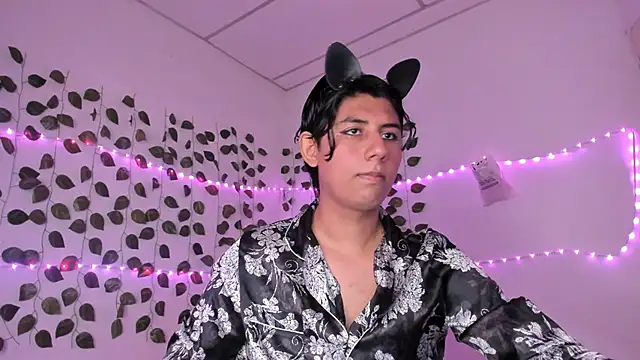 Ericahot3 online show from 04/11/26, 03:49