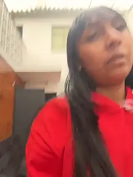 Snapshot of MELIZ_QUEEN chatting on 06/15/26, 11:43 MELIZ QUEEN online show from 06/15/26, 11:43