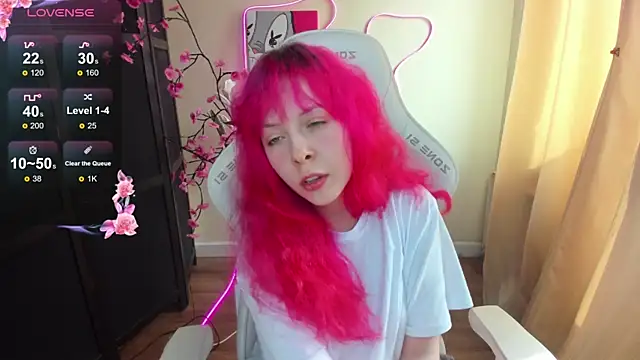 InfernoKitten online show from 04/21/26, 01:42