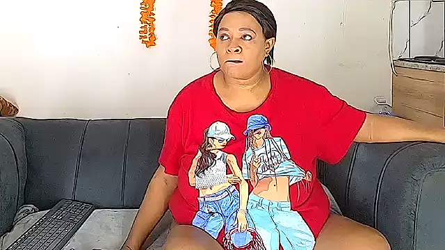 BUSTYQUEEN56  online show from 04/19/26, 05:25