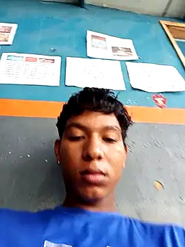 Esneider boy online show from 04/15/26, 01:48