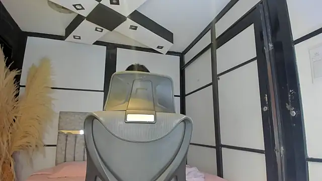 DeboraCopper  online show from 04/14/26, 12:37