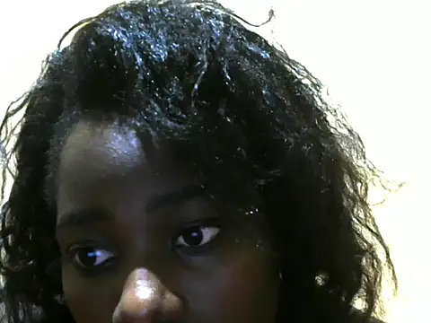 Snapshot of Rerpuss1 chatting on 04/24/26, 07:16 Rerpuss1 online show from 04/24/26, 07:16