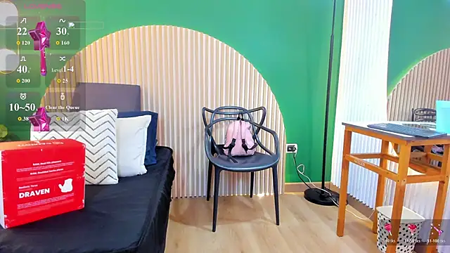 sophiahart online show from 05/12/26, 12:11