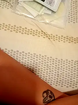 Gabrielaminha online show from 04/22/26, 05:14