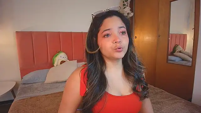Snapshot of Shadya_ chatting on 07/01/26, 03:18 Shadya online show from 07/01/26, 03:18