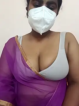 Snapshot of baby_queen886 chatting on 04/14/26, 06:24 baby queen886 online show from 04/14/26, 06:24