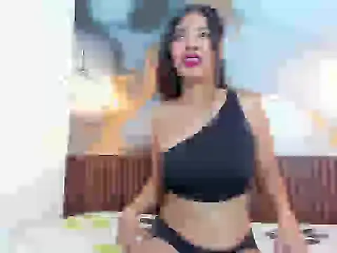 Vanessa Lune online show from 05/09/26, 01:03
