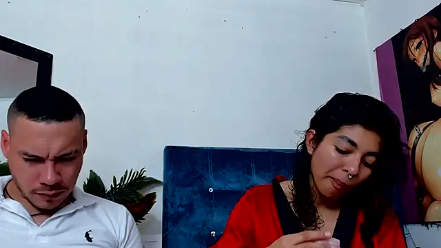 Snapshot of Aronandmoli69 chatting on 07/06/26, 01:34 Aronandmoli69 online show from 07/06/26, 01:34