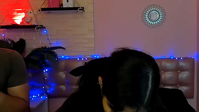 Aronandmoli69 online show from 05/12/26, 12:33
