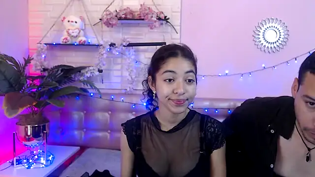 Aronandmoli69 online show from 04/23/26, 12:29