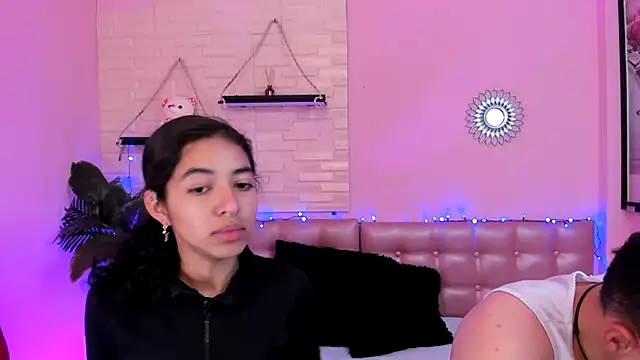 Aronandmoli69 online show from 05/08/26, 12:09