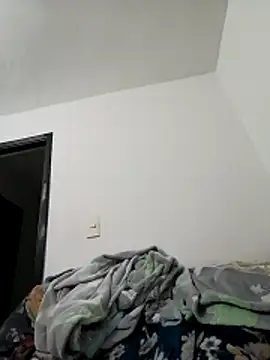 dhalia-rose89 online show from 04/16/26, 07:36