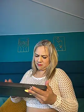 Snapshot of Camila_Noer chatting on 07/10/26, 01:22 Camila Noer online show from 07/10/26, 01:22