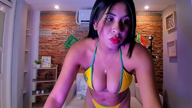noa joness online show from 06/30/26, 09:04