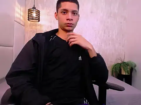 Axel marcus online show from 04/15/26, 07:58