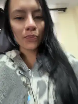 Snapshot of Candy-firee chatting on 04/13/26, 11:14 Candy-firee online show from 04/13/26, 11:14