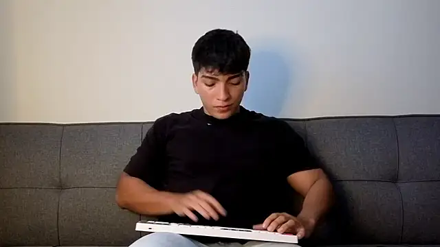 James silva1 online show from 04/19/26, 09:50