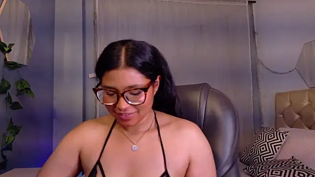 Snapshot of Silvana_lorc chatting on 06/24/26, 07:22 Silvana lorc online show from 06/24/26, 07:22
