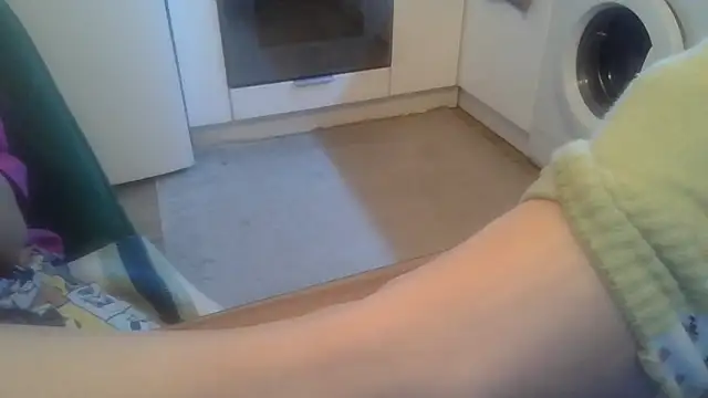 Olivia 2000 online show from 04/11/26, 09:29