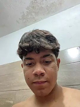 Snapshot of blocksex22 chatting on 04/13/26, 11:31 blocksex22 online show from 04/13/26, 11:31