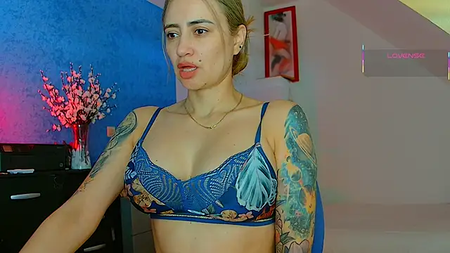 pennyyy  online show from 05/16/26, 10:25