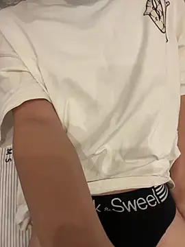 Yalotutu online show from 04/13/26, 04:22