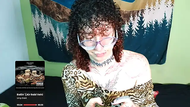 YourGothFemboy online show from 04/26/26, 07:11