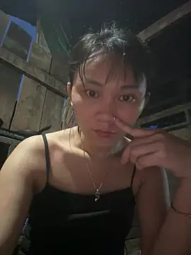 Snapshot of Kim_Kelly chatting on 05/17/26, 11:54 Kim Kelly online show from 05/17/26, 11:54