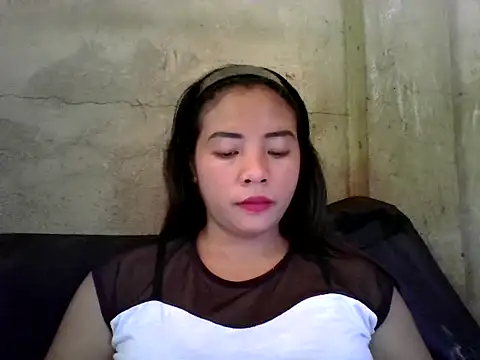 pinayysimple online show from 04/29/26, 02:38