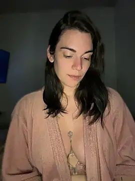 alicemeb online show from 06/17/26, 11:36