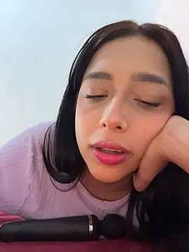 milakitti online show from 06/20/26, 05:23