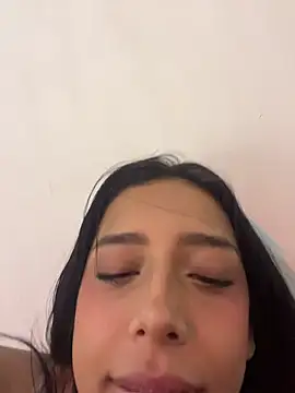 milakitti online show from 05/14/26, 07:55