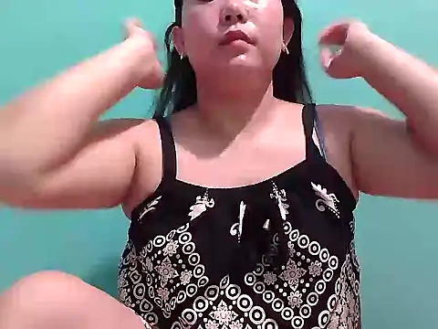 pretty mia05 online show from 05/16/26, 07:07