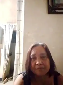 Snapshot of jeanyummytits chatting on 05/14/26, 02:47 jeanyummytits online show from 05/14/26, 02:47