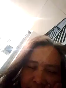 Snapshot of jeanyummytits chatting on 05/01/26, 01:38 jeanyummytits online show from 05/01/26, 01:38