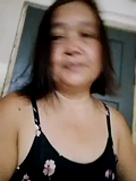 Snapshot of jeanyummytits chatting on 06/09/26, 11:55 jeanyummytits online show from 06/09/26, 11:55