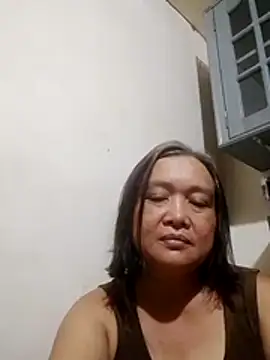 Snapshot of jeanyummytits chatting on 05/29/26, 12:00 jeanyummytits online show from 05/29/26, 12:00