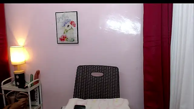 Snapshot of ursexy_anne chatting on 06/24/26, 02:54 ursexy anne online show from 06/24/26, 02:54
