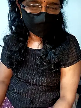 Snapshot of kavya_telugu_ chatting on 04/14/26, 01:16 kavya telugu online show from 04/14/26, 01:16