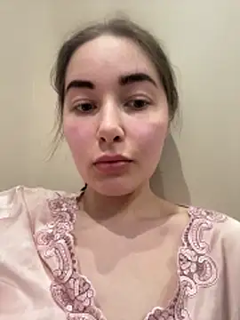 Snapshot of Doris2222 chatting on 04/12/26, 07:17 Doris2222 online show from 04/12/26, 07:17