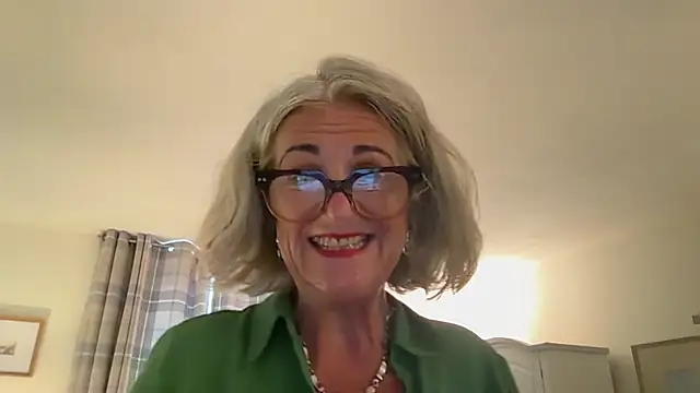 NaughtyMonicaUK online show from 04/29/26, 06:28