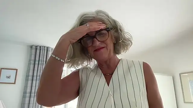 NaughtyMonicaUK online show from 04/23/26, 05:03